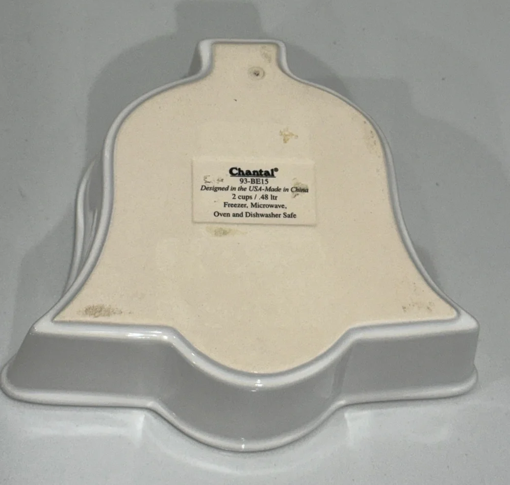 Chantal Christmas Bell Baking Dish White Ceramic Holiday Serving Bowl 2 Cup Oven